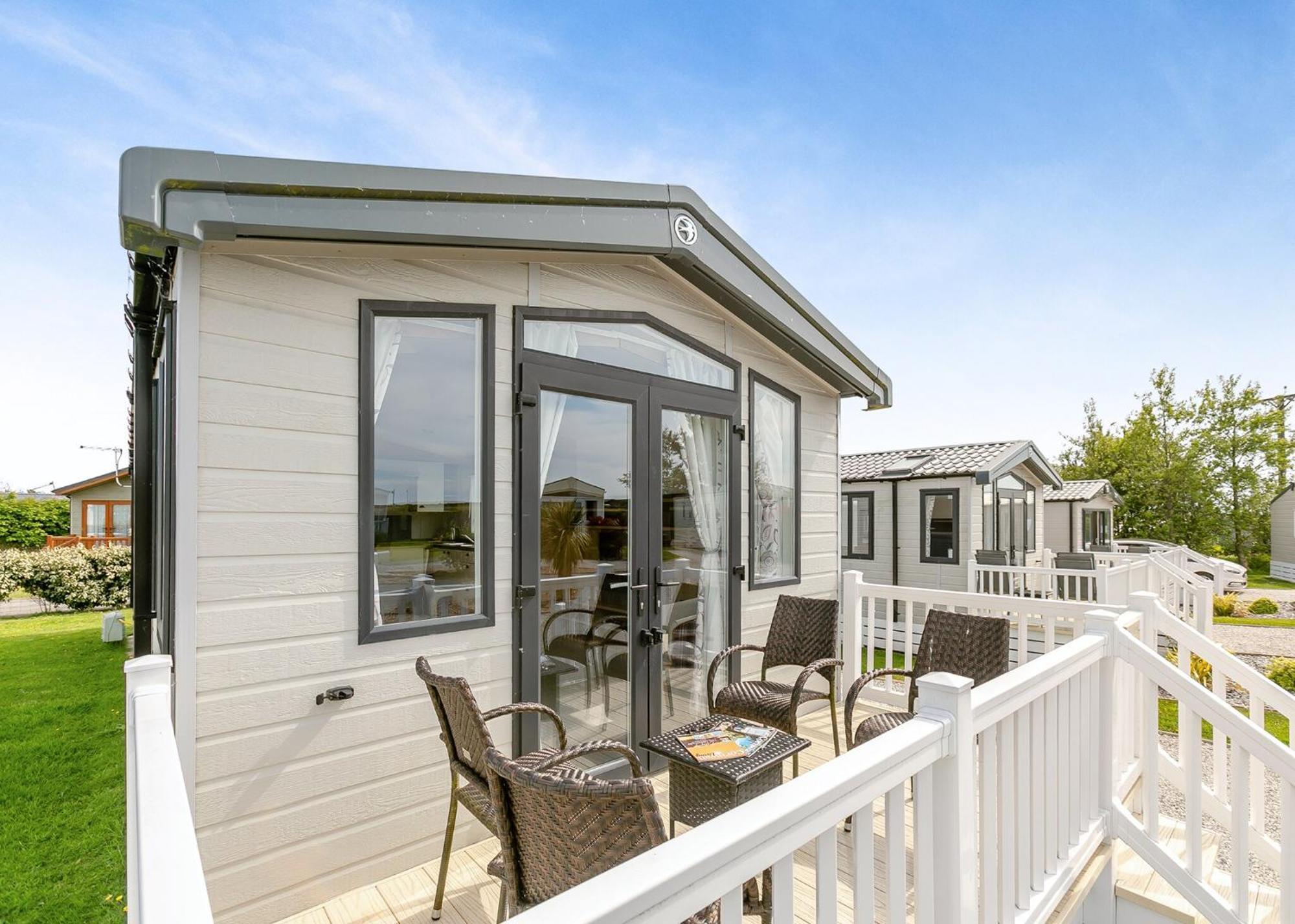 Looe Coastal Retreat Hotel Exterior photo
